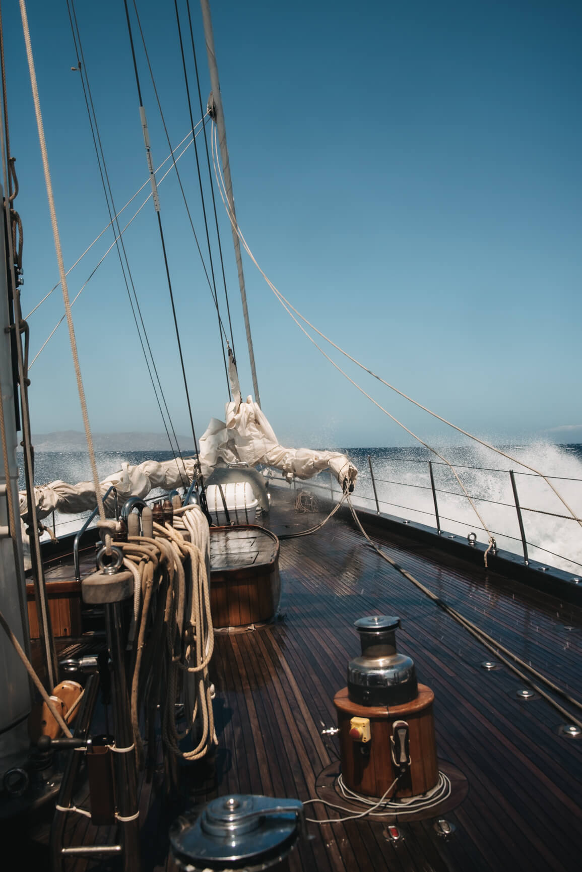 Segeltörn in den Kykladen – Wilde See