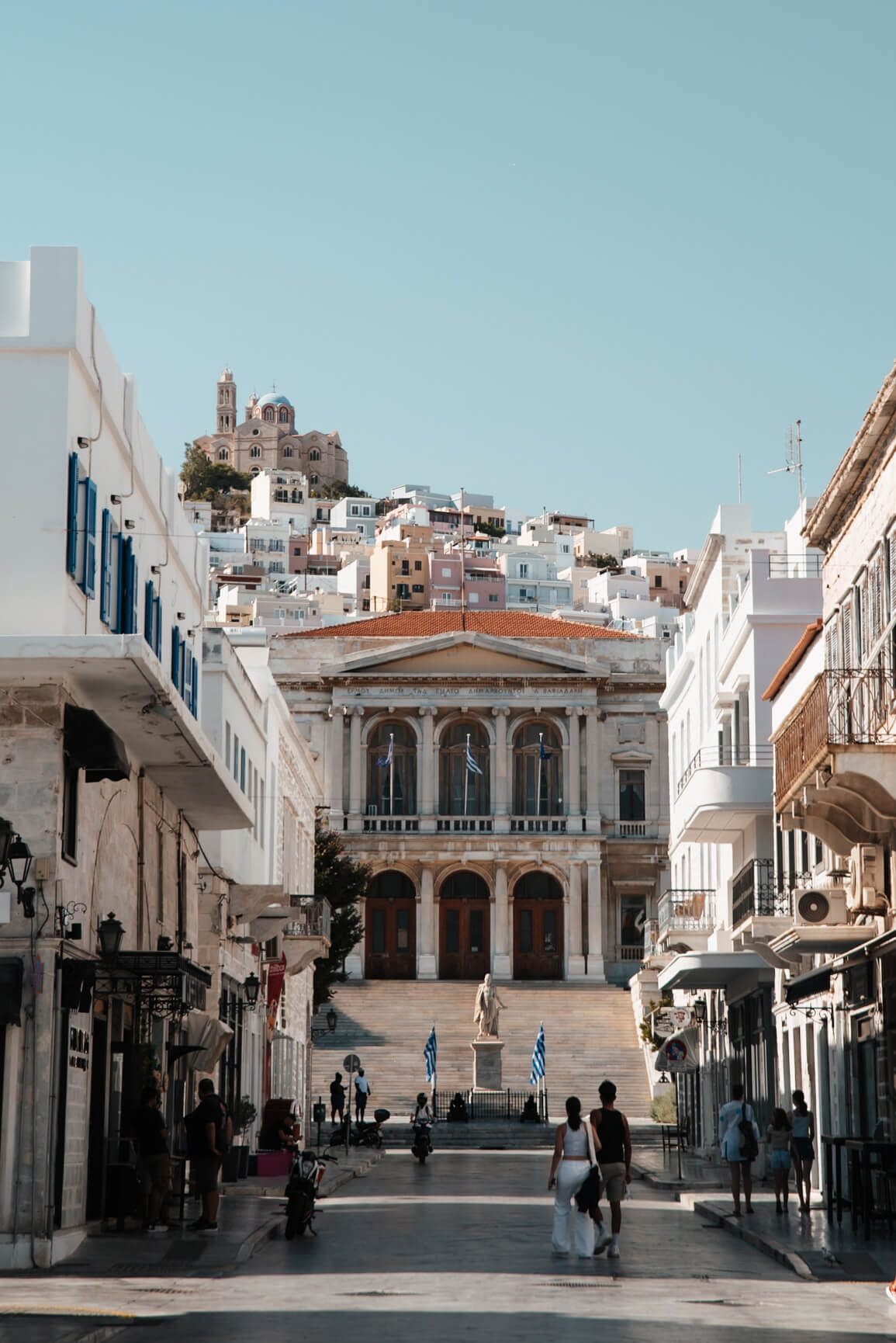 Segeltörn in den Kykladen – Ermoupoli, Syros