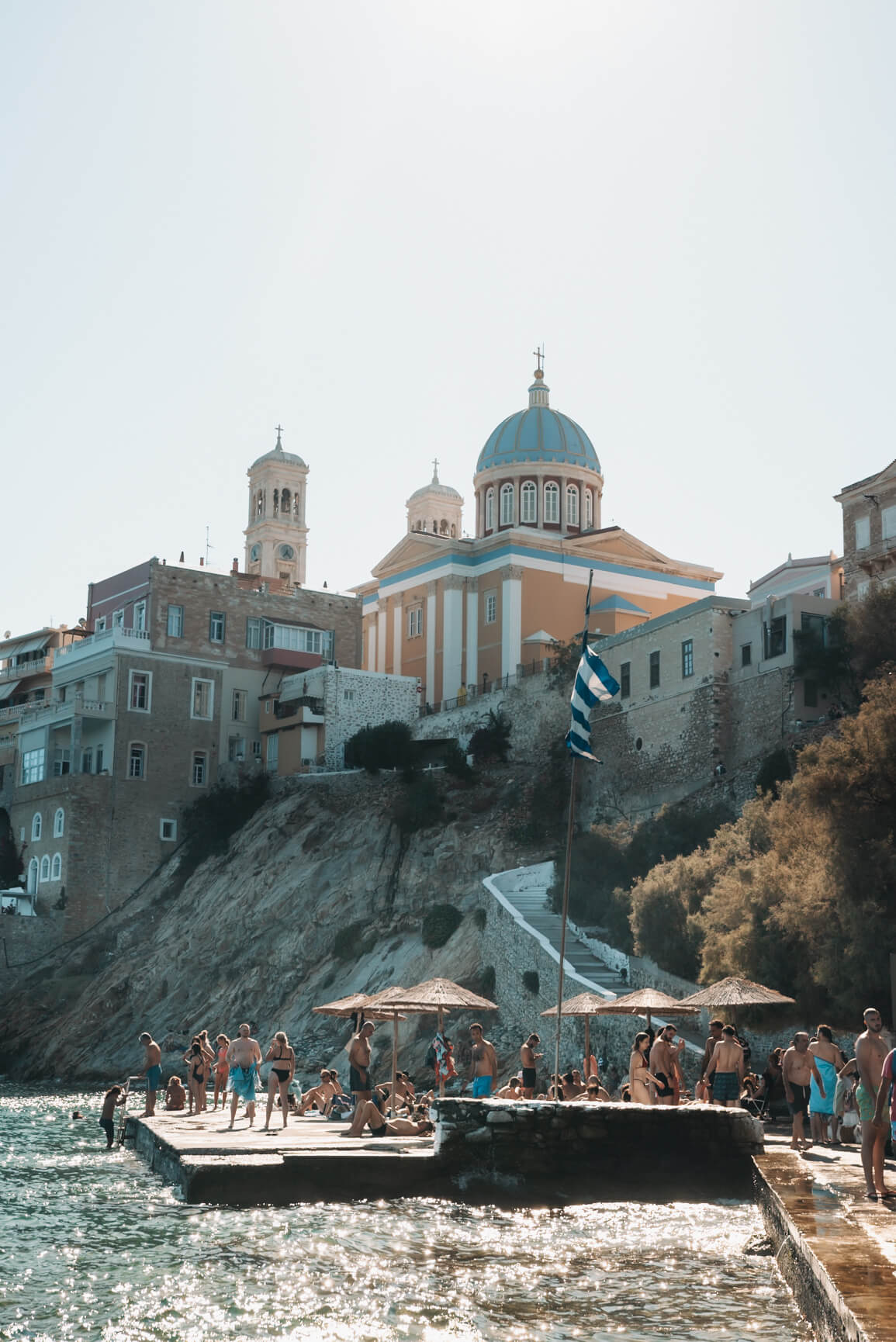 Segeltörn in den Kykladen – Vaporia Beach, Ermoupoli