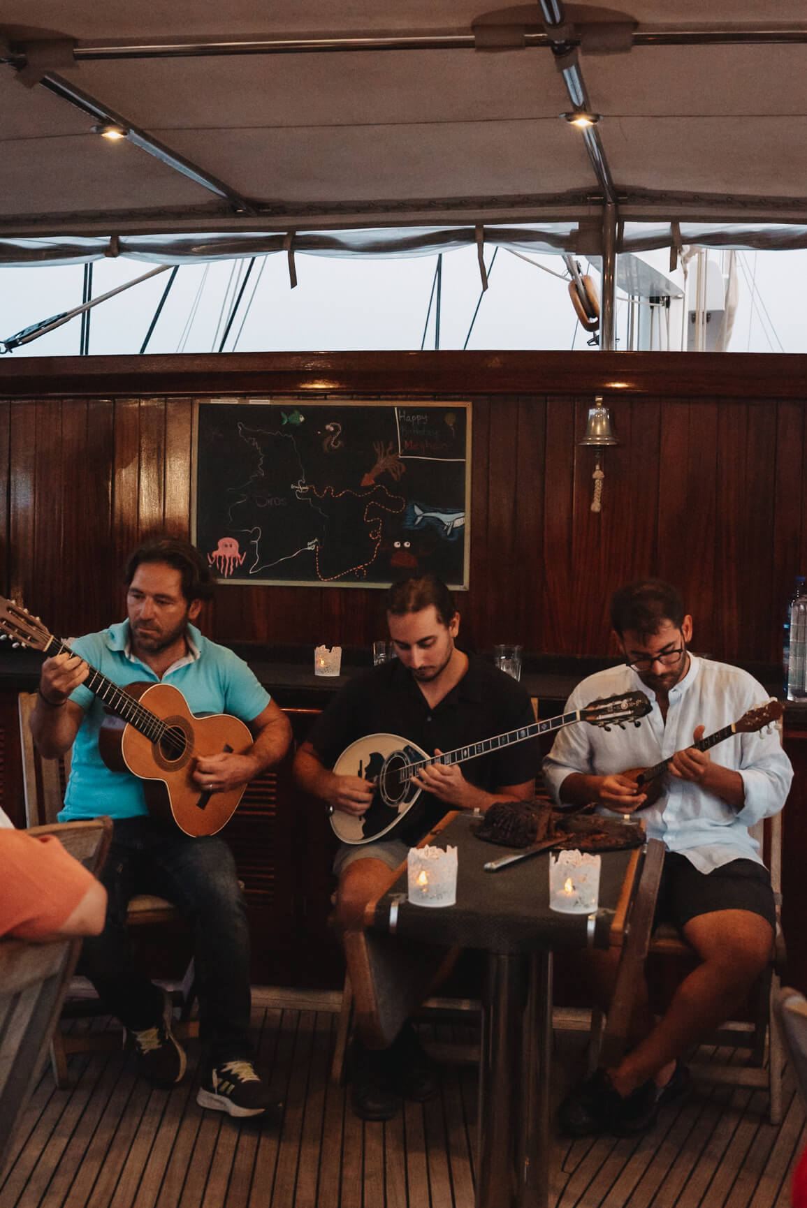 Segeln in den Kykladen – Live-Musik an Bord