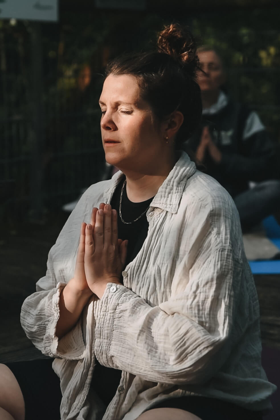 Slow Travel in Thüringen: Yoga auf dem Baumkronenpfad