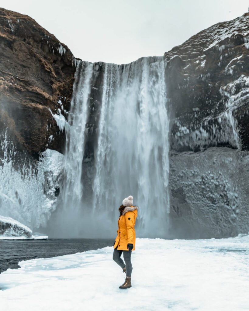 Der Skogafoss im Winter