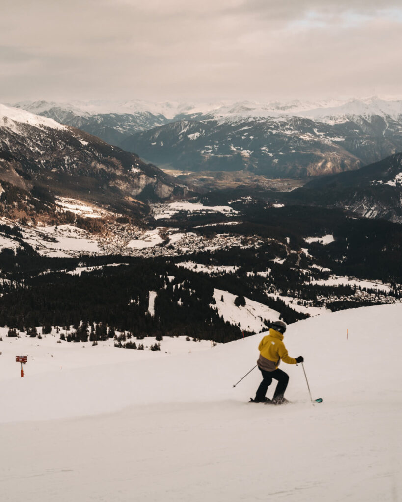 Ausblick von der Terrasse des Caffé NoName in Laax