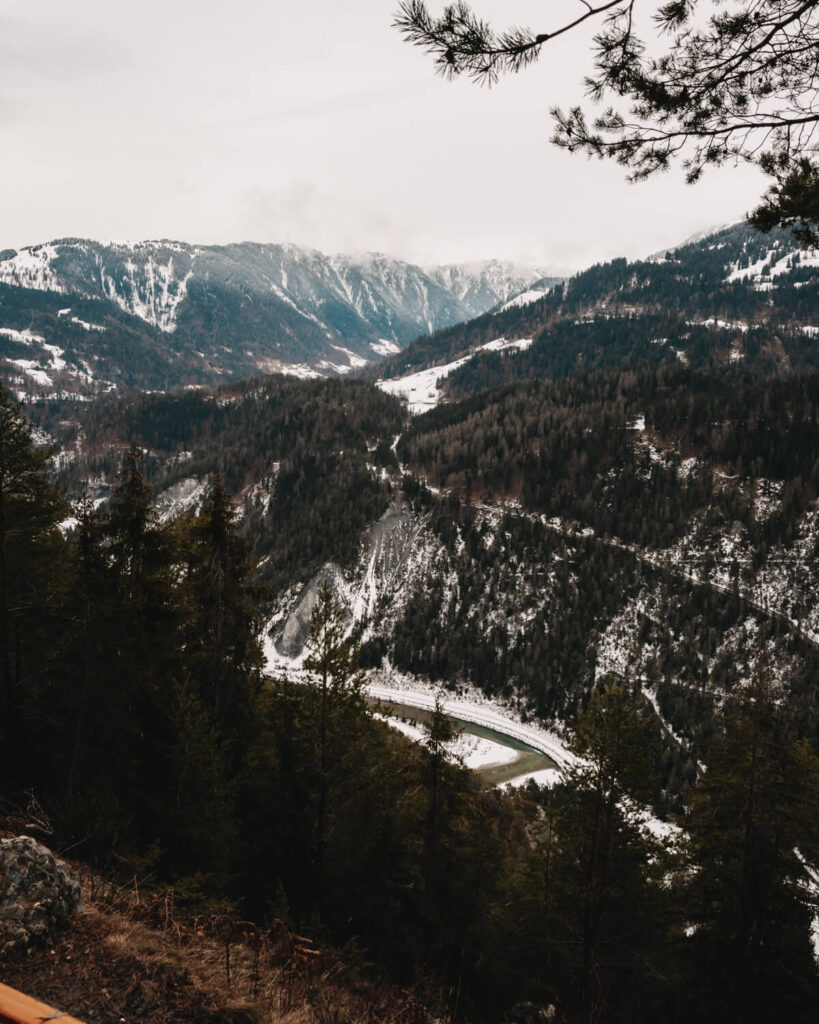 Wandern im Skiegebiet Laax