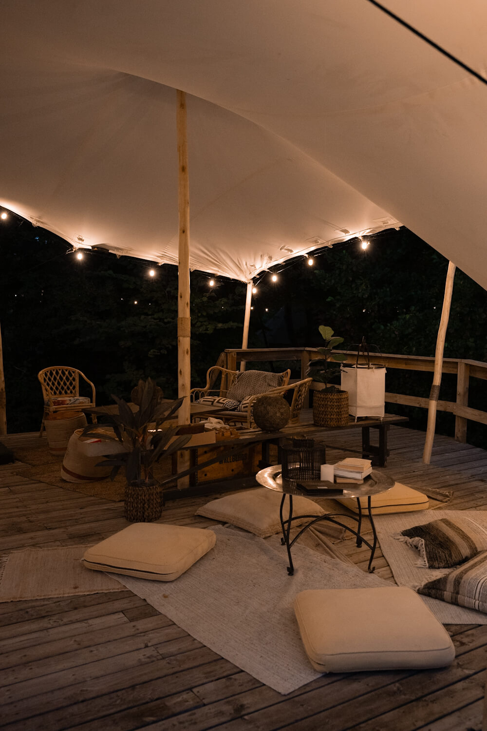 Sitzlounge auf der Privatinsel Laxön Island