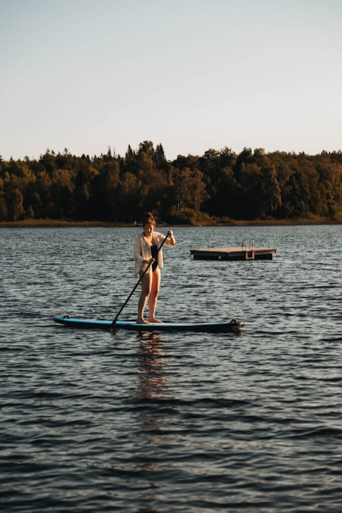SUP im Äkulla Outdoor Resort