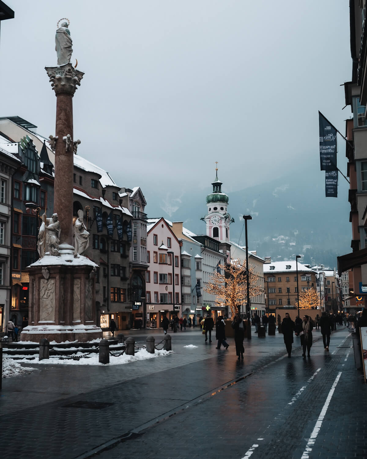 Die Maria-Theresa-Straße in Innsbruck