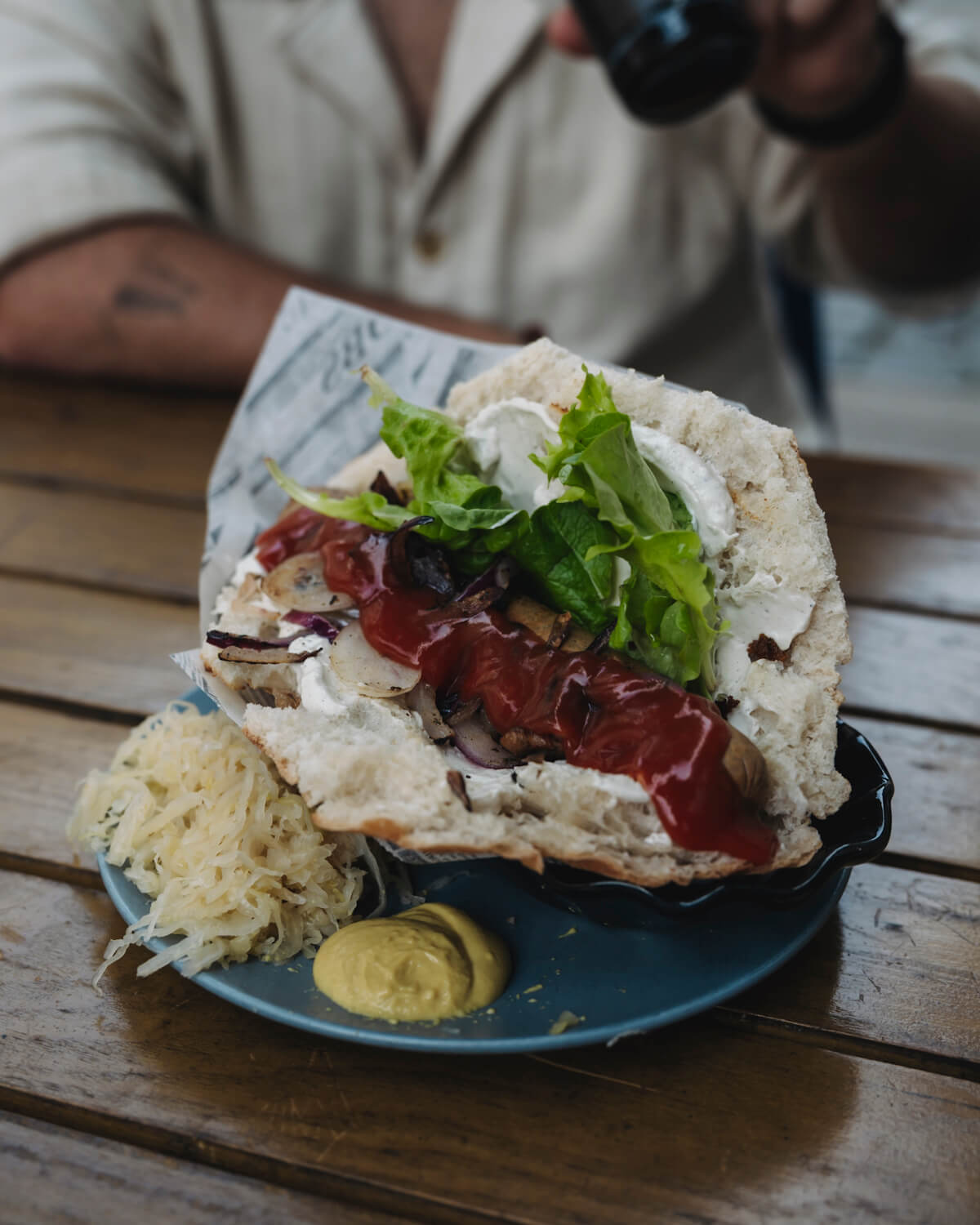 Vegane Thüringer in der Vleischerei in Leipzig